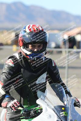 media/Dec-01-2025-Moto Forza (Mon) [[2daa91e15f]]/4-Around the Pits/